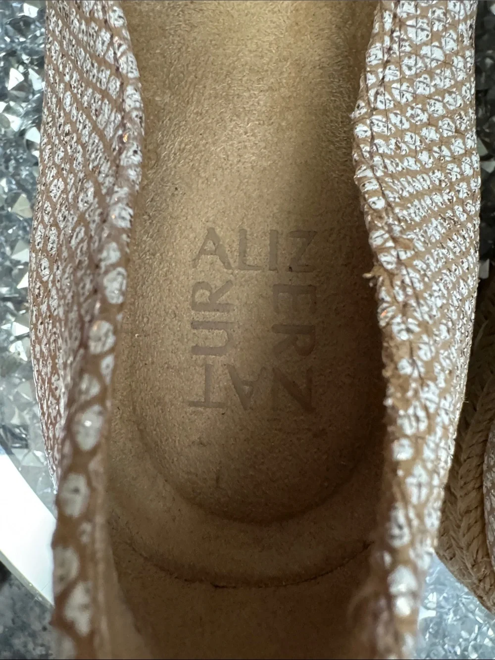 Naturalizer Women's metallic Light Beige Espadrille Platform Slip-Ons EUC 8.5 W